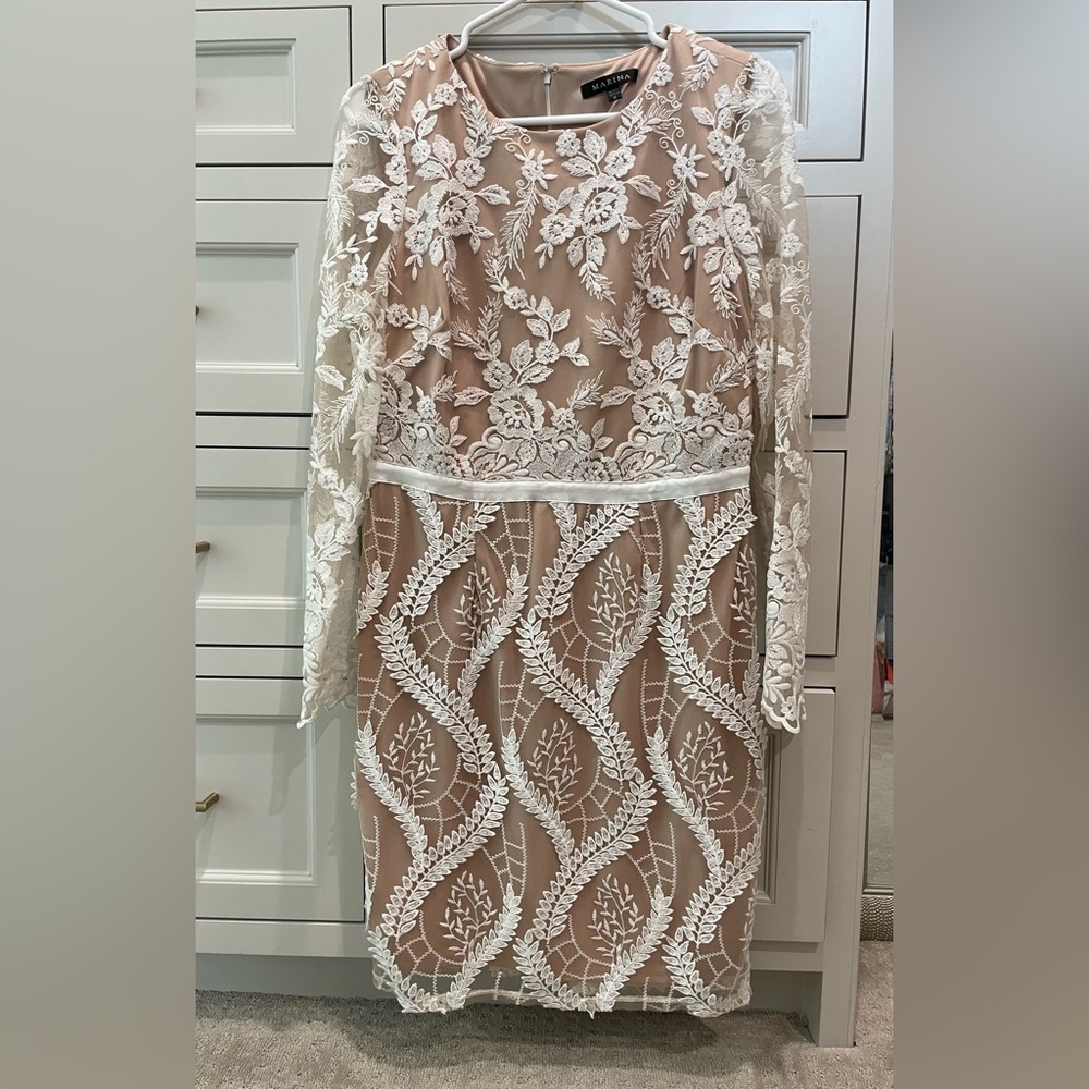 Elegant White Lace Dress
